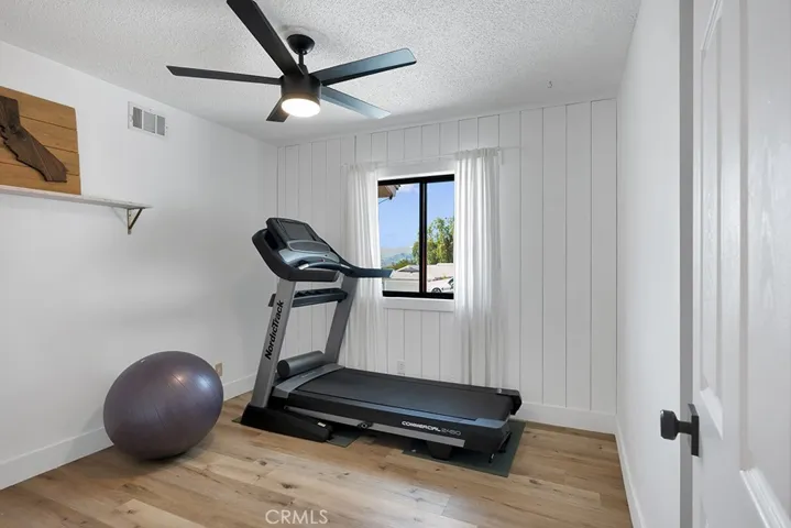 19519 Aldbury Street, Canyon Country, California 91351