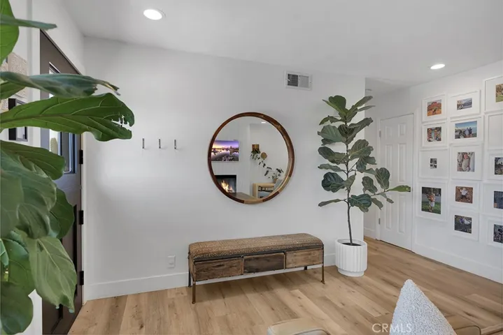 19519 Aldbury Street, Canyon Country, California 91351