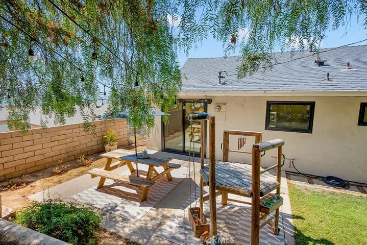 19519 Aldbury Street, Canyon Country, California 91351