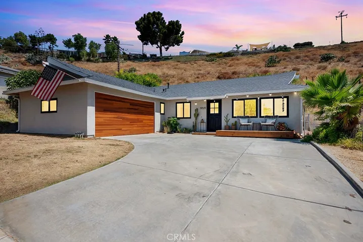 19519 Aldbury Street, Canyon Country, California 91351