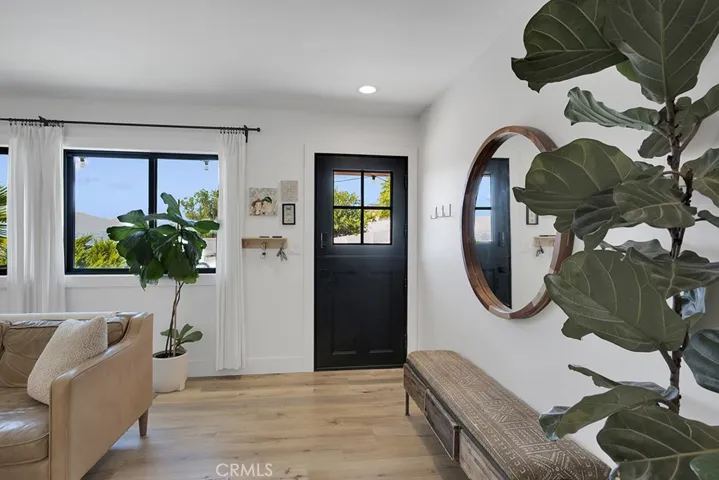 19519 Aldbury Street, Canyon Country, California 91351
