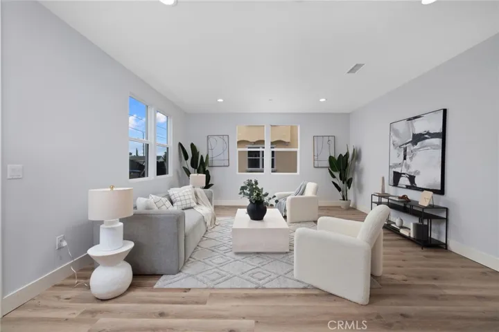 11237 Gladhill Road 6, Whittier, California 90604