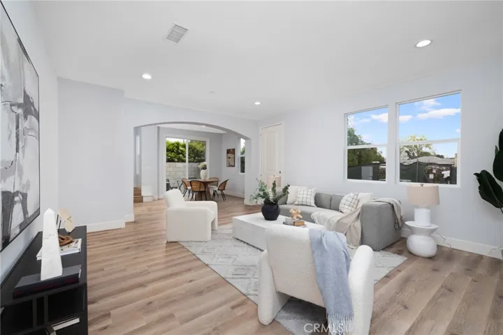 11237 Gladhill Road 6, Whittier, California 90604