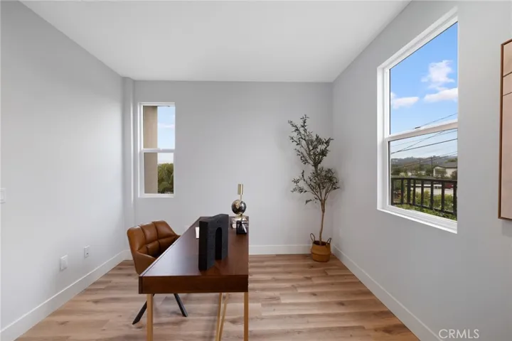 11237 Gladhill Road 6, Whittier, California 90604