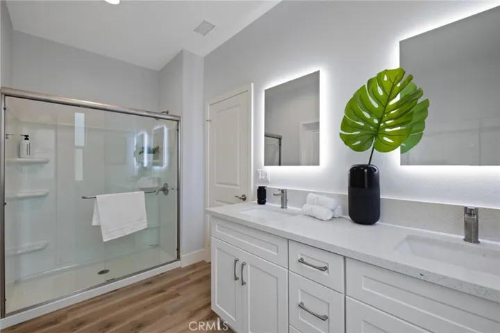 11237 Gladhill Road 6, Whittier, California 90604