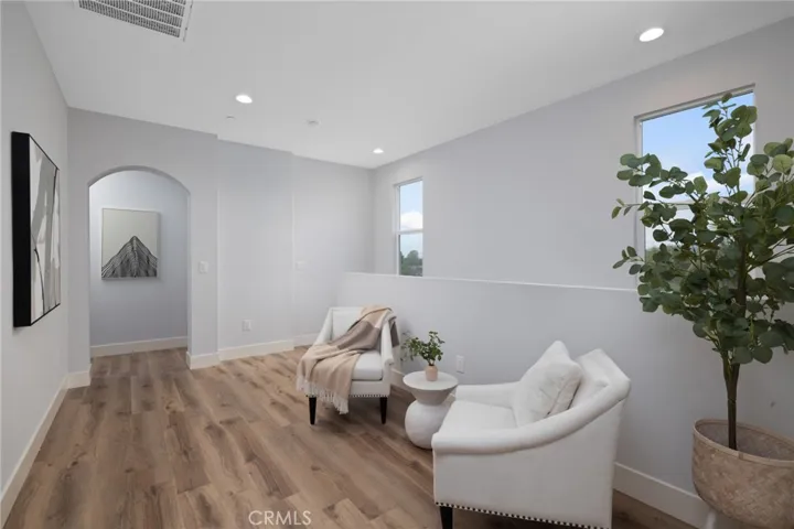 11237 Gladhill Road 6, Whittier, California 90604