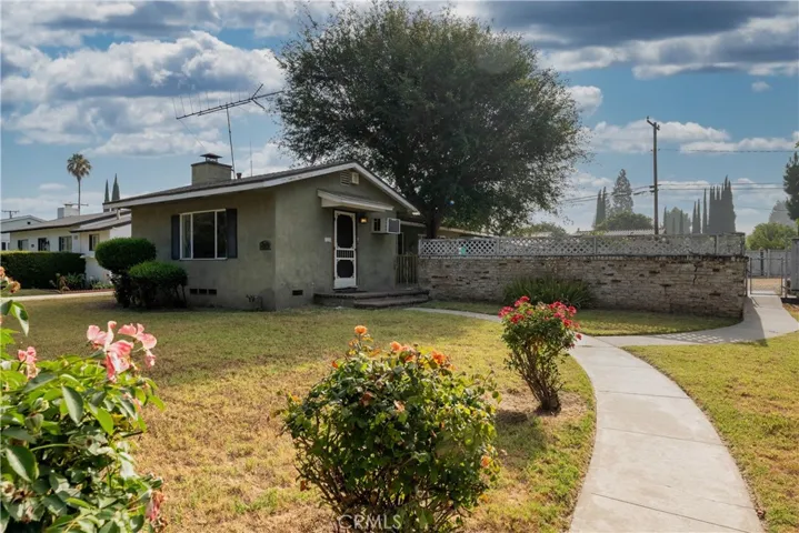 1484 N White Avenue, Pomona, California 91768