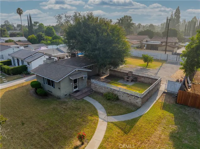 1484 N White Avenue, Pomona, California 91768