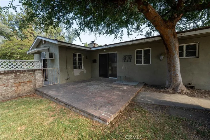 1484 N White Avenue, Pomona, California 91768