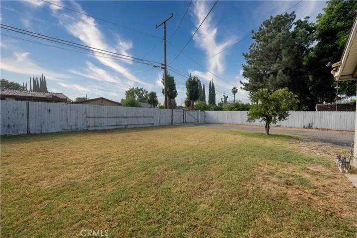 1484 N White Avenue, Pomona, California 91768