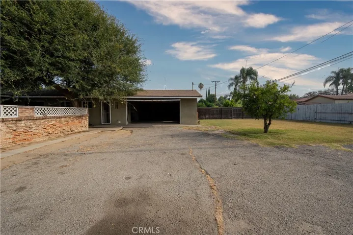 1484 N White Avenue, Pomona, California 91768
