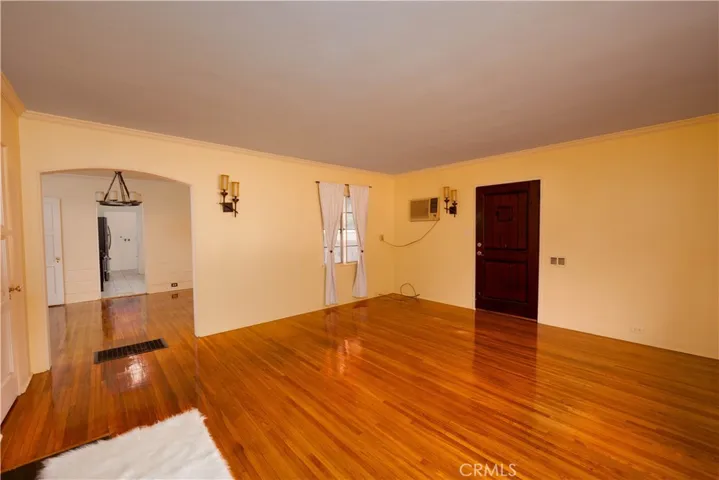 1484 N White Avenue, Pomona, California 91768