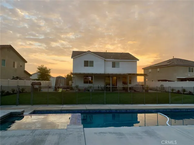 808 Hilltop Court, Calimesa, California 92320