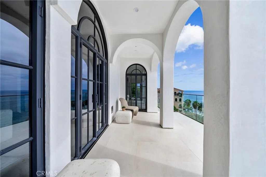 32101 S Coast Hwy, Laguna Beach, California 92651 home-pic-18