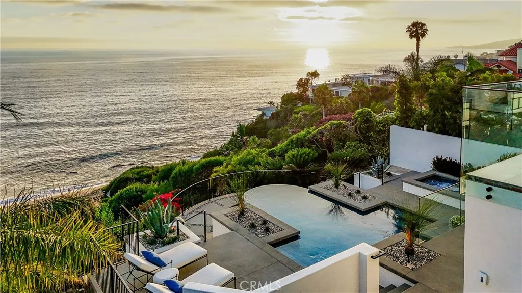 32101 S Coast Hwy, Laguna Beach, California 92651 home-pic-22