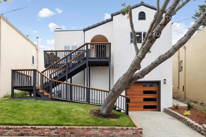 743 Hilldale, Berkeley, California 94708