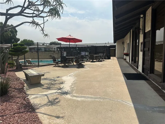Pool and Clubhouse