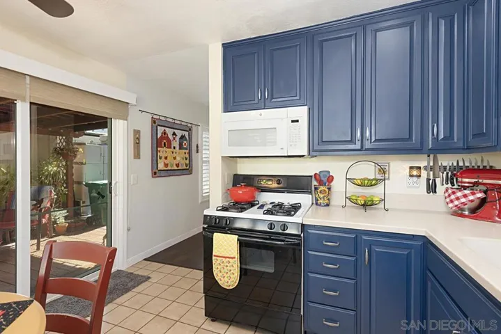 10971 Via Banco, San Diego, California 92126