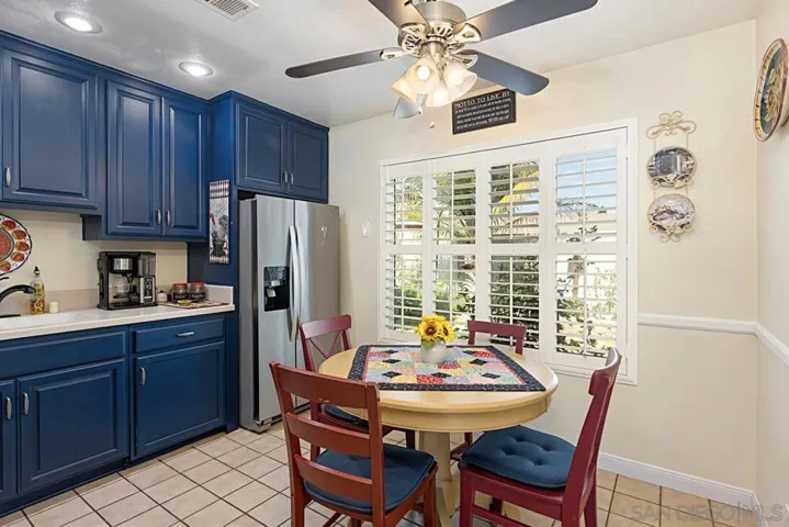 10971 Via Banco, San Diego, California 92126