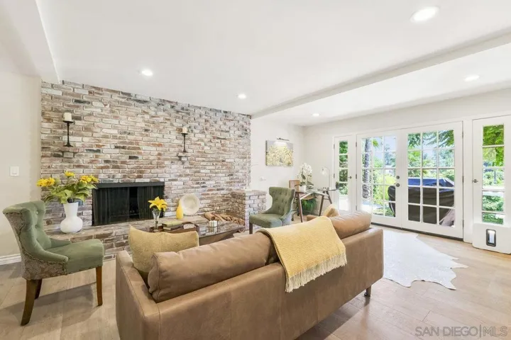 9174 Mollywoods Ave, La Mesa, California 91941