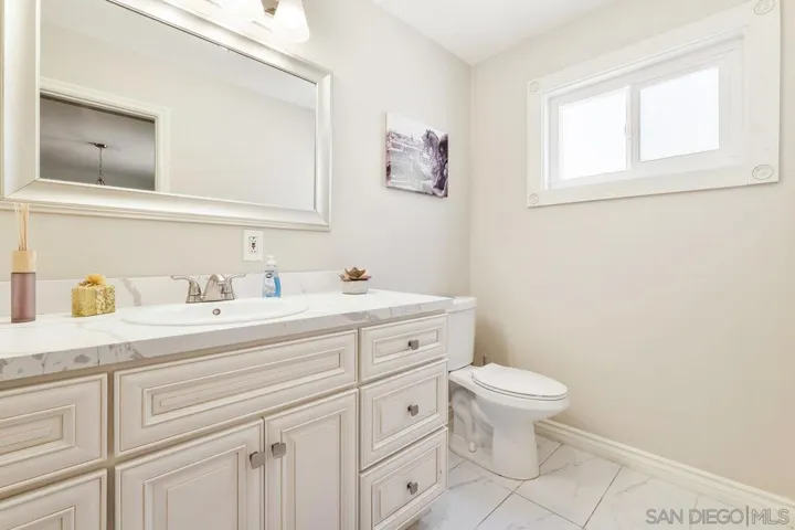 9174 Mollywoods Ave, La Mesa, California 91941
