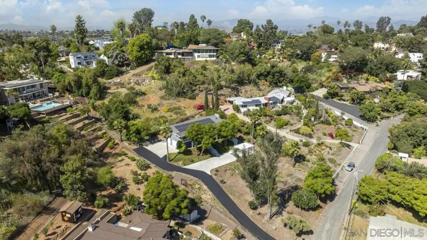 9174 Mollywoods Ave, La Mesa, California 91941