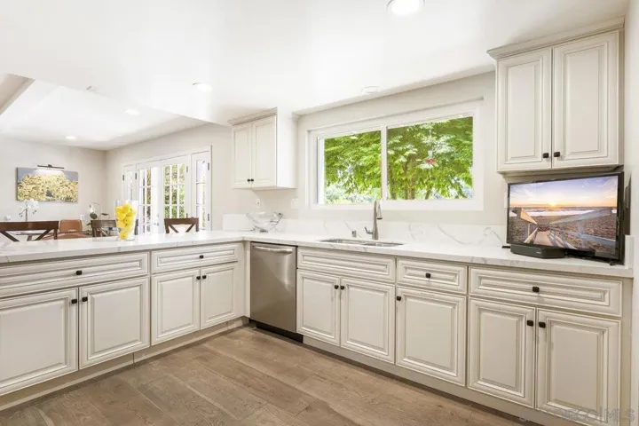 9174 Mollywoods Ave, La Mesa, California 91941