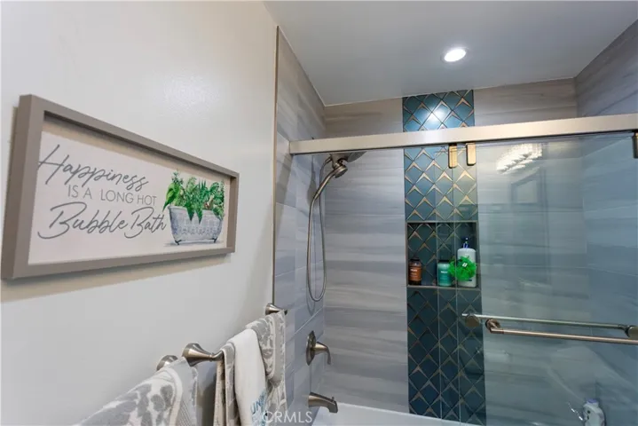 668 Island View Circle, Port Hueneme, California 93041