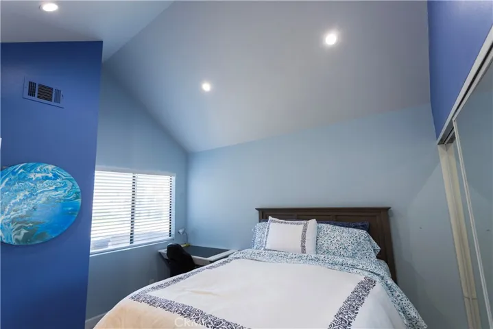 668 Island View Circle, Port Hueneme, California 93041