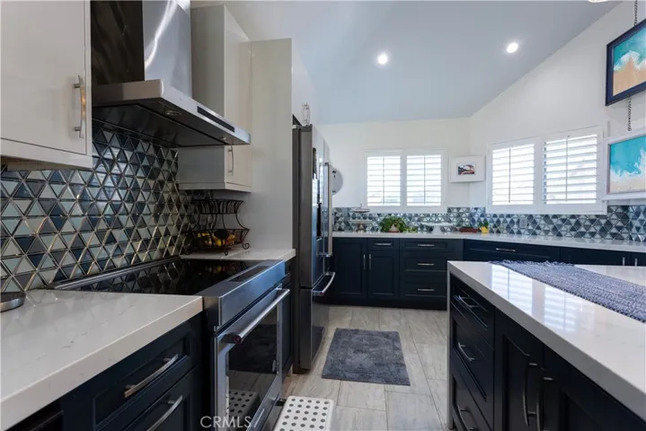 668 Island View Circle, Port Hueneme, California 93041