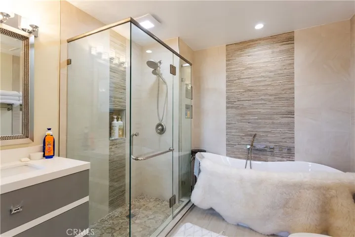 668 Island View Circle, Port Hueneme, California 93041