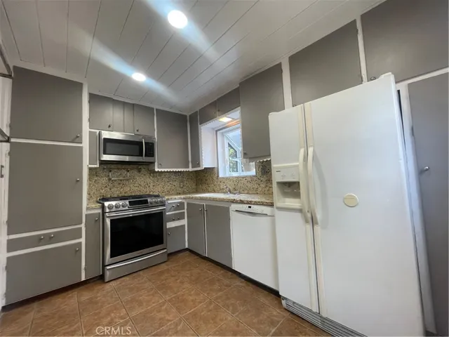 15118 Gale Avenue, Hacienda Heights, California 91745