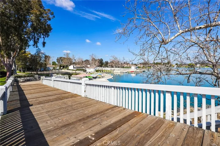The wooden bridge over the lake.