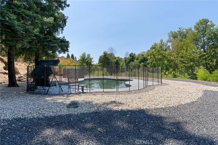 Inground pebble tech pool