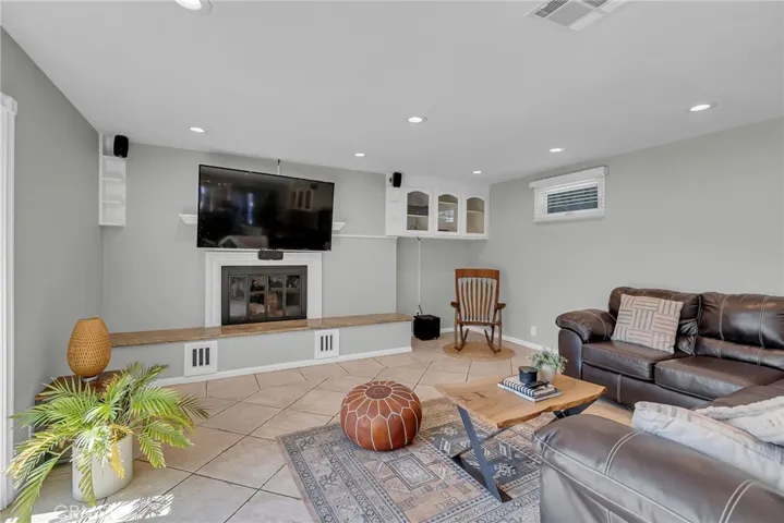 10189 Stafford Street, Rancho Cucamonga, California 91730