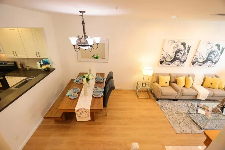 2585 Park Boulevard Z206, Palo Alto, California 94306