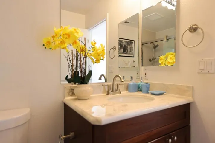 2585 Park Boulevard Z206, Palo Alto, California 94306