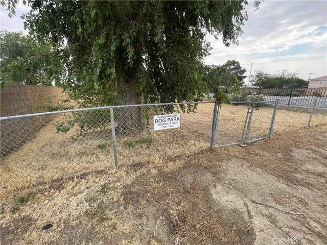 37311 47th Street East 124, Palmdale, California 93552