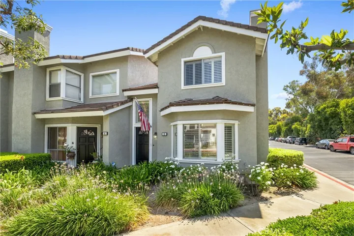 2 Greenmoor 1, Irvine, California 92614