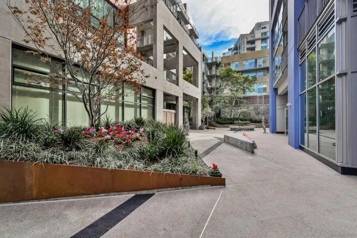 321 10th Ave. 1901, San Diego, California 92101