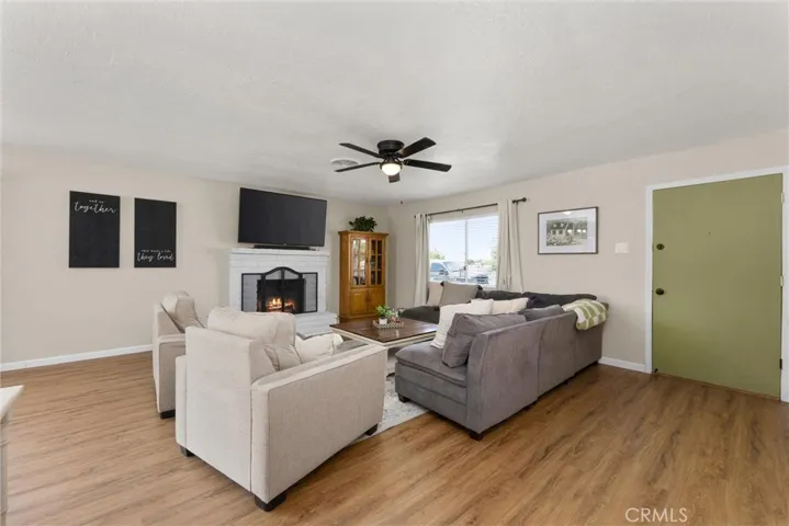 409 Sunset Lane, Taft, California 93268