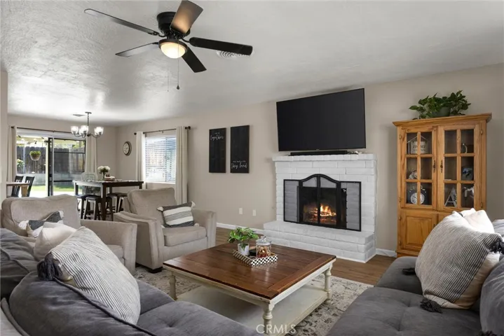 409 Sunset Lane, Taft, California 93268