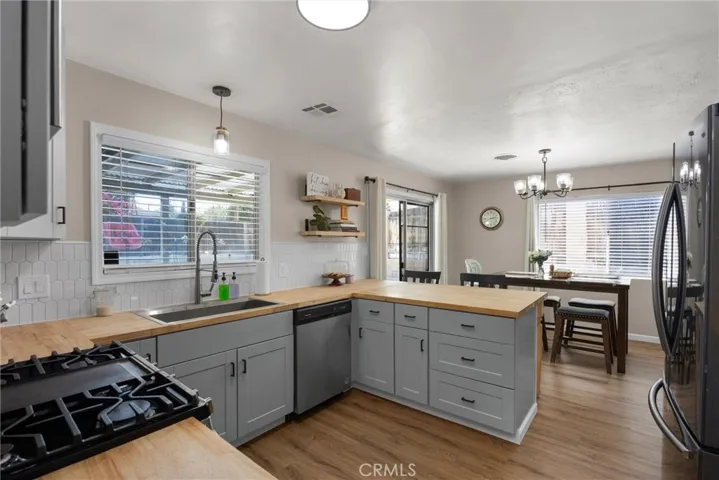 409 Sunset Lane, Taft, California 93268