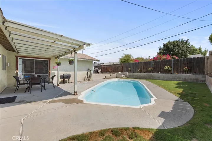 409 Sunset Lane, Taft, California 93268