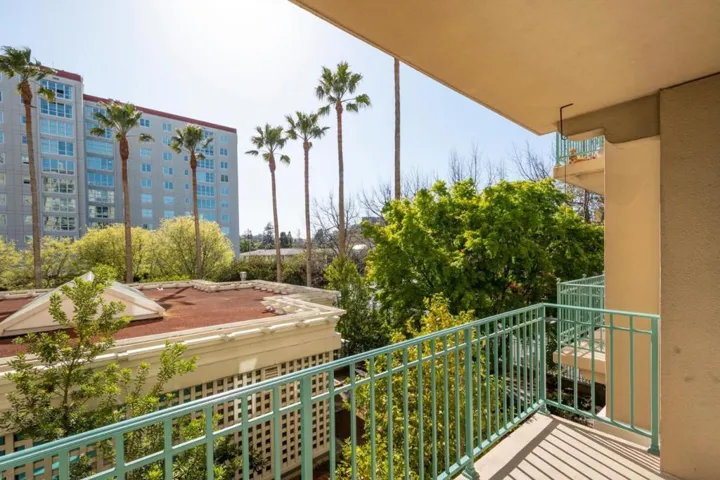 1 Baldwin Avenue 221, San Mateo, California 94401