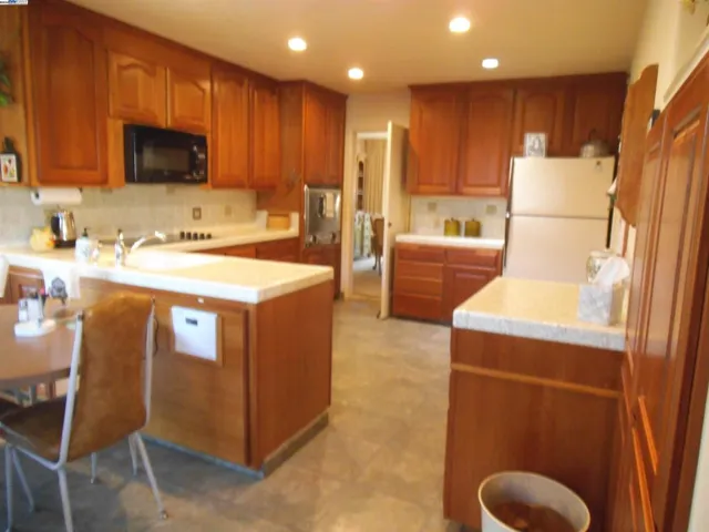 1115 Louise St, San Leandro, California 94578