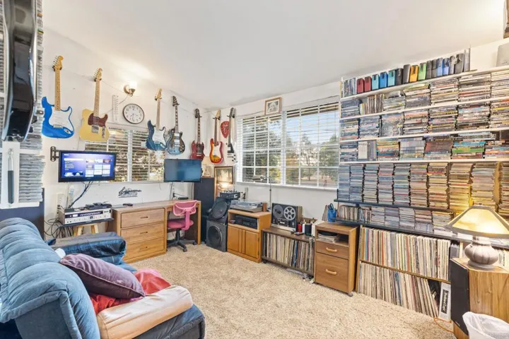 29460 Twain Way, Valley Center, California 92082