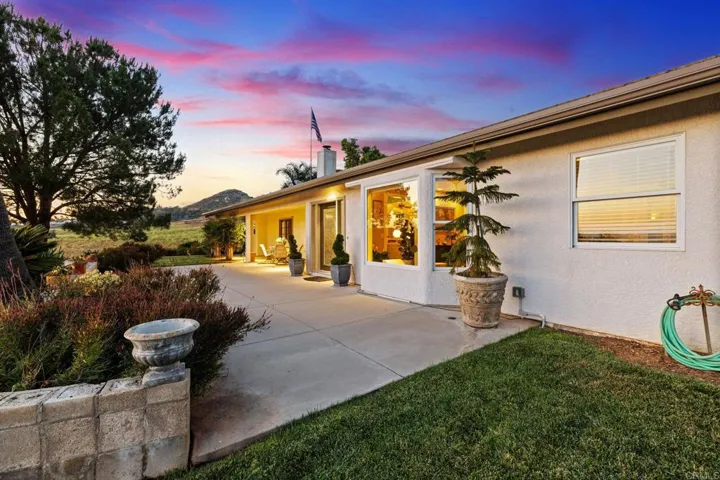 29460 Twain Way, Valley Center, California 92082