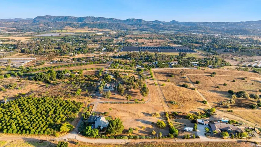29460 Twain Way, Valley Center, California 92082