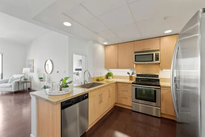88 Bush Street 4148, San Jose, California 95126